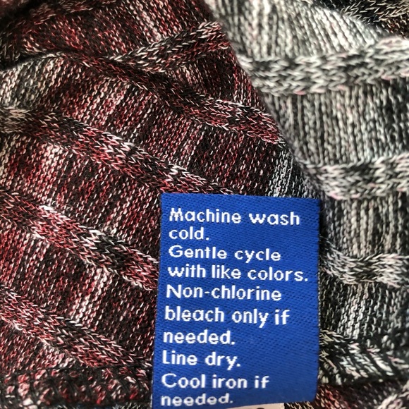 Apt. 9 NEW Multi Striped V-Neck Sweater Size Small - Picture 7 of 9